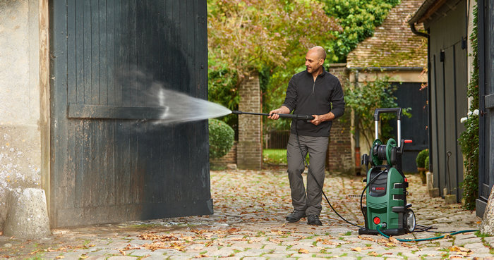 Bosch høytrykkspyler UniversalAquatak 130